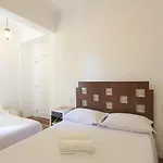 Linerio Copacabana Family Residence #350